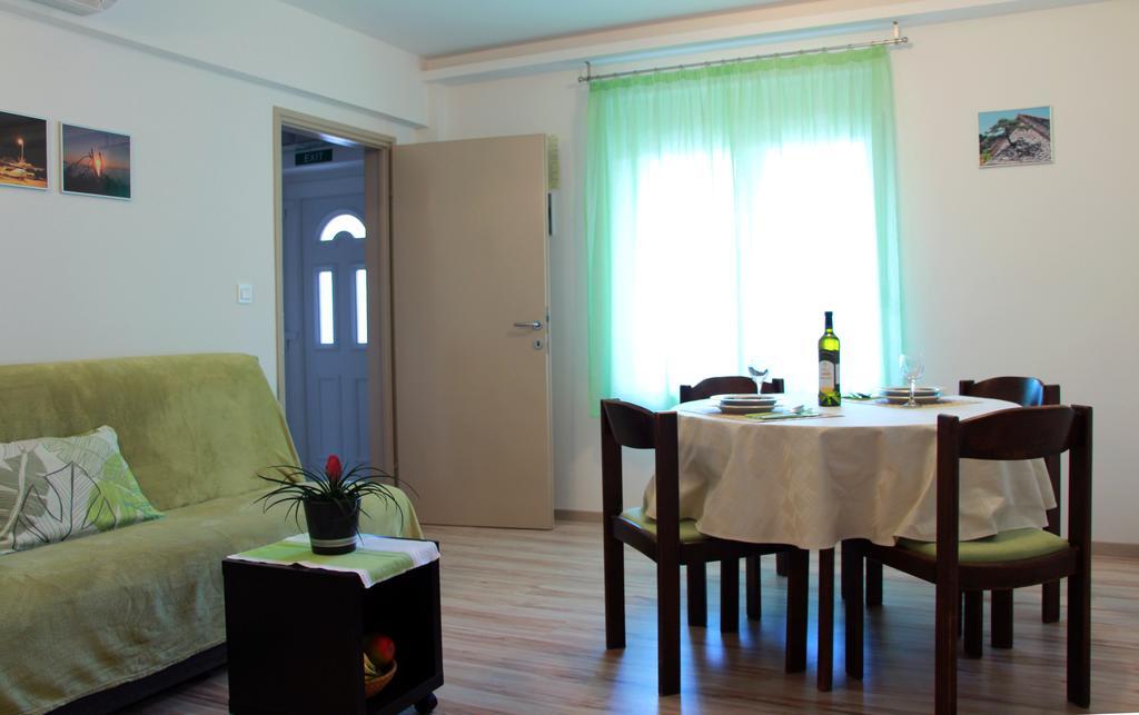 Apartment Ljubica Kastel Gomilica Kaštela Exteriér fotografie